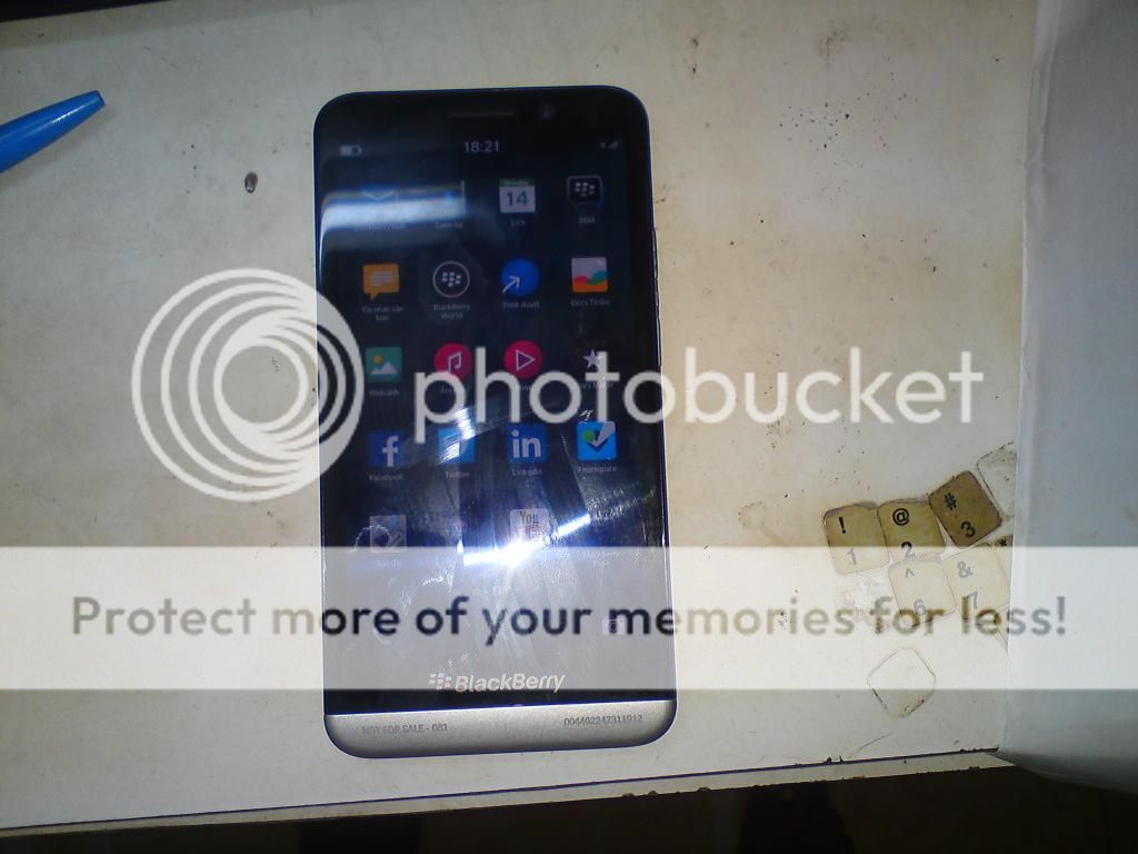 TP HCM- Bán C905 và w995 - 1