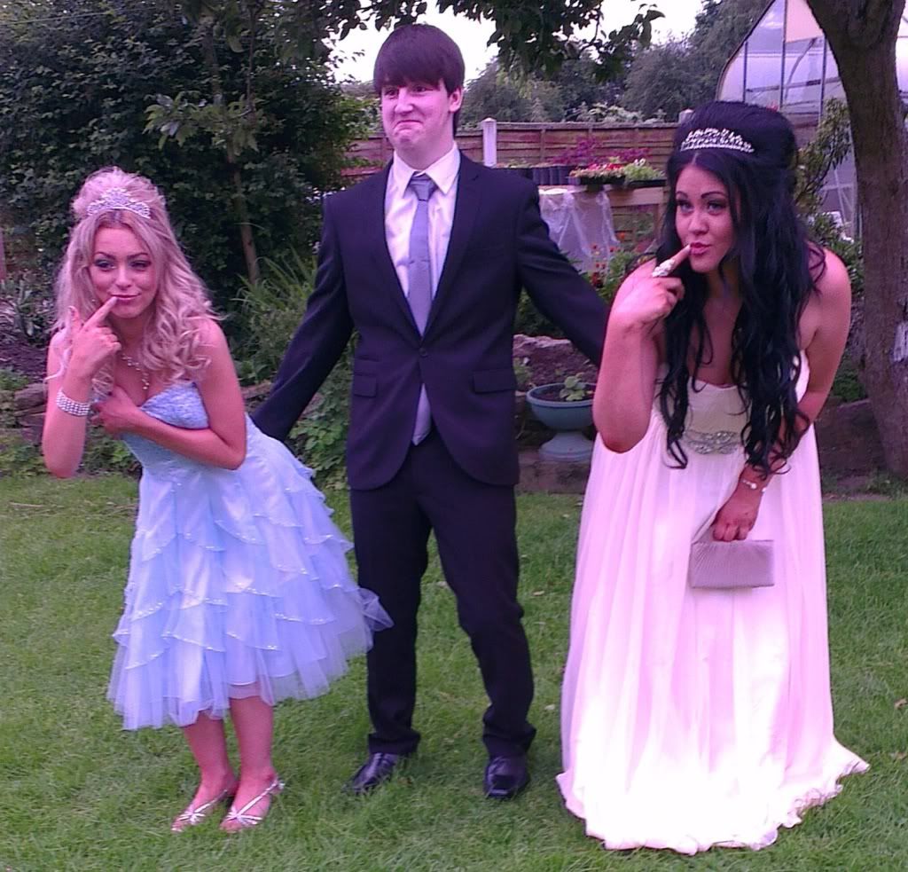menyayyaprom5.jpg