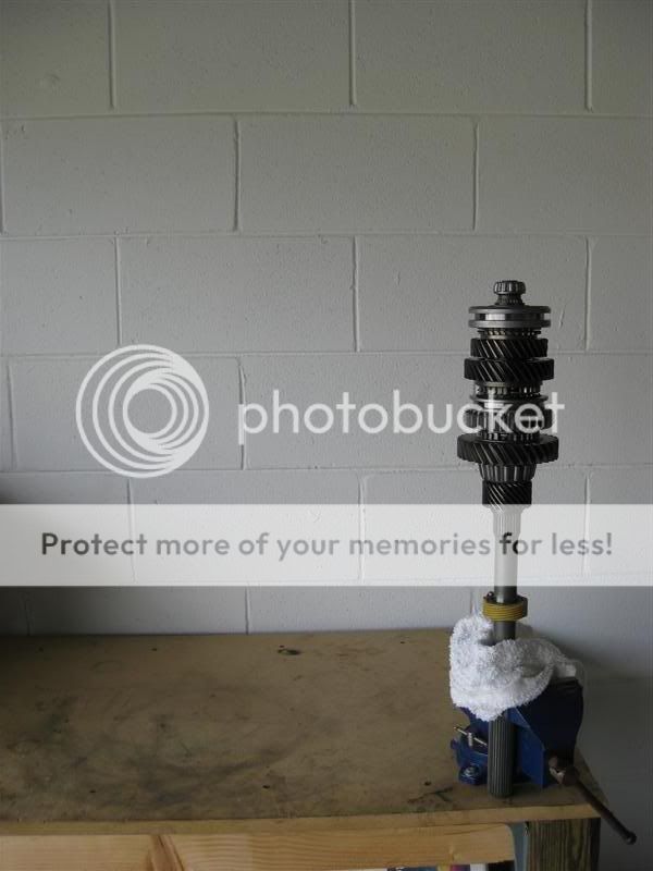 T5 input shaft to output shaft bearing is a cone type? Ford Mustang